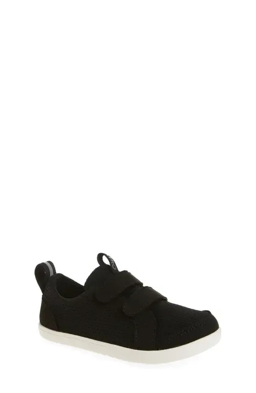 Dillon Barefoot Sneaker by XERO SHOES
