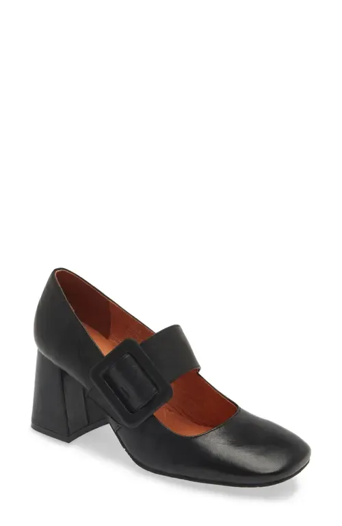 Halle Mary Jane Pump in Black Leather by Chocolat Blu