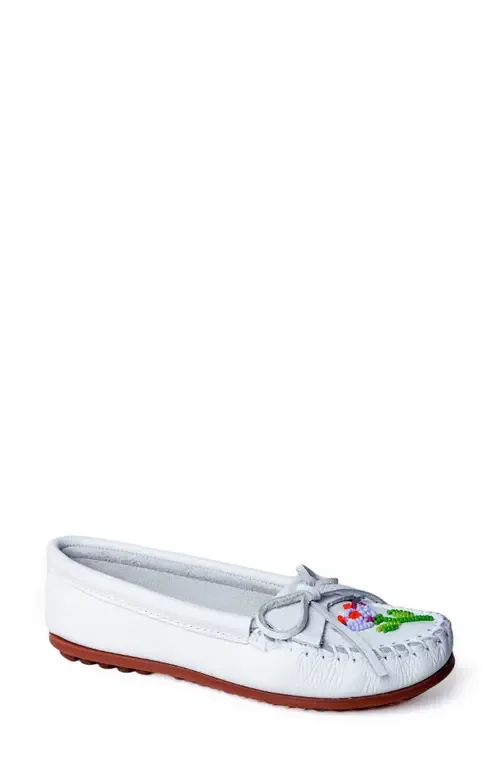 Ziigwan Waabigwan Driving Shoe by Minnetonka