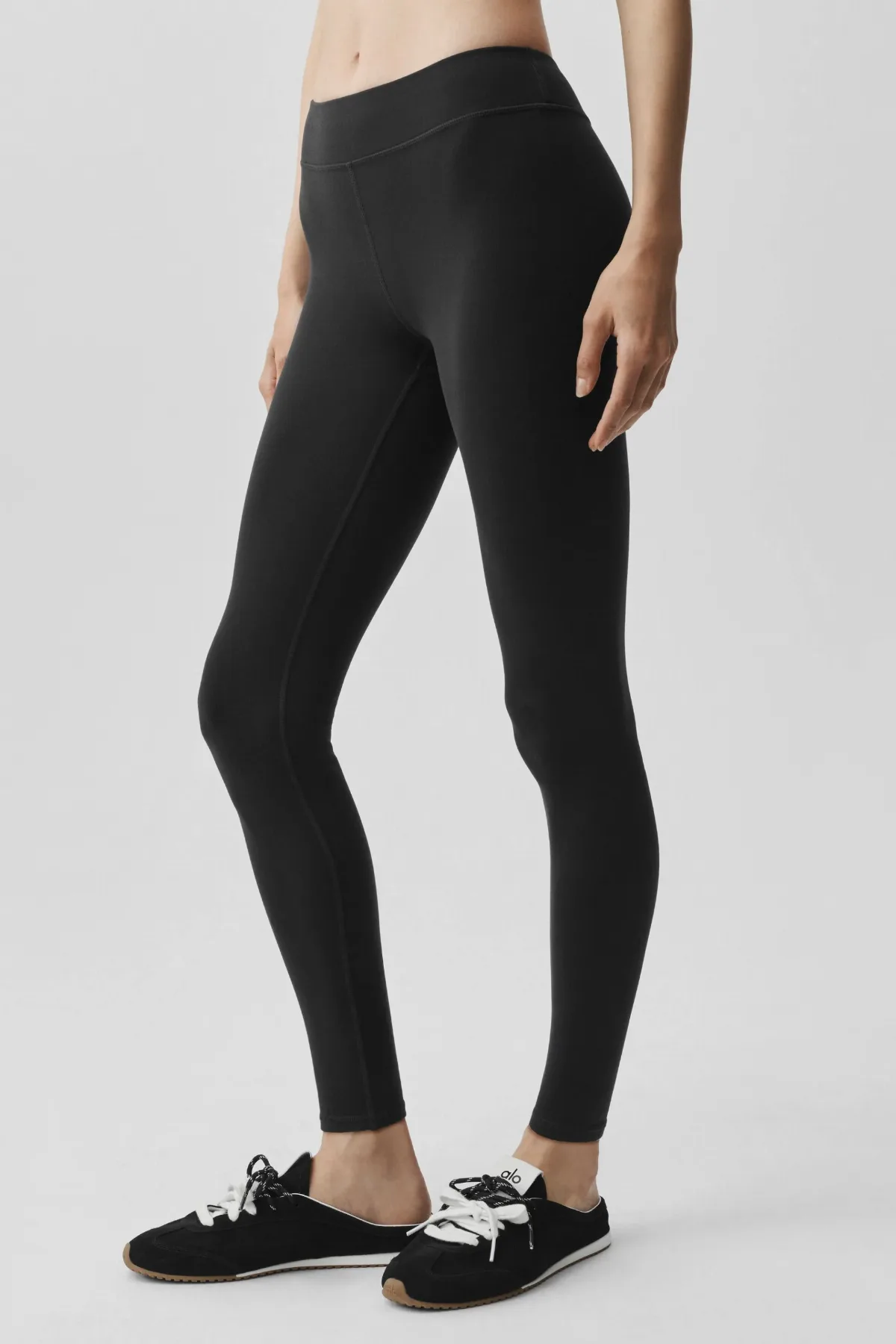 Airbrush Mid-Rise 7/8 Legging by ALO