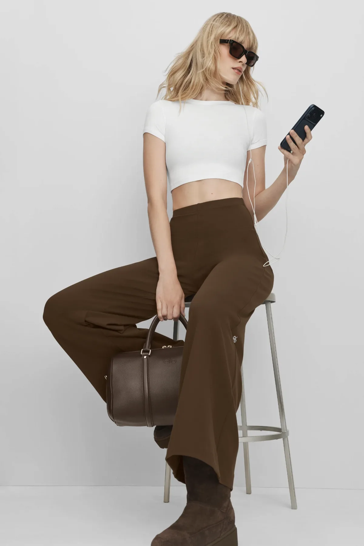 Airbrush High-Waist Wide Leg Pants (regular) by ALO