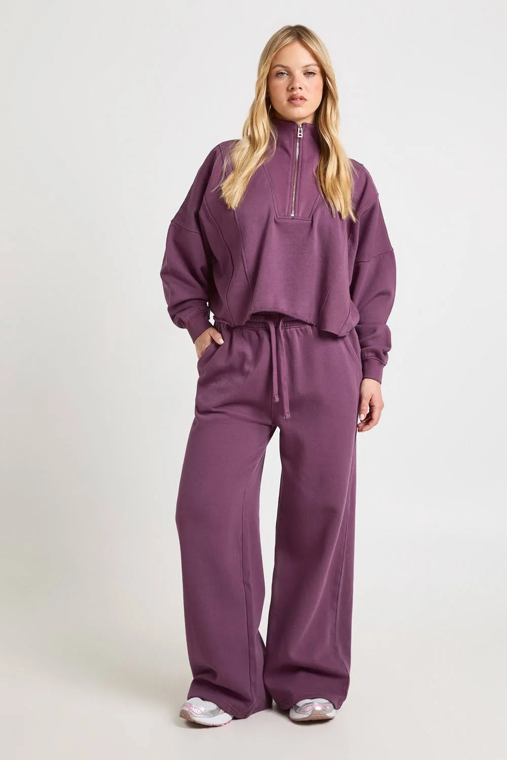Washed Half Zip Sweatshirt Funnel Neck Tracksuit by boohoo