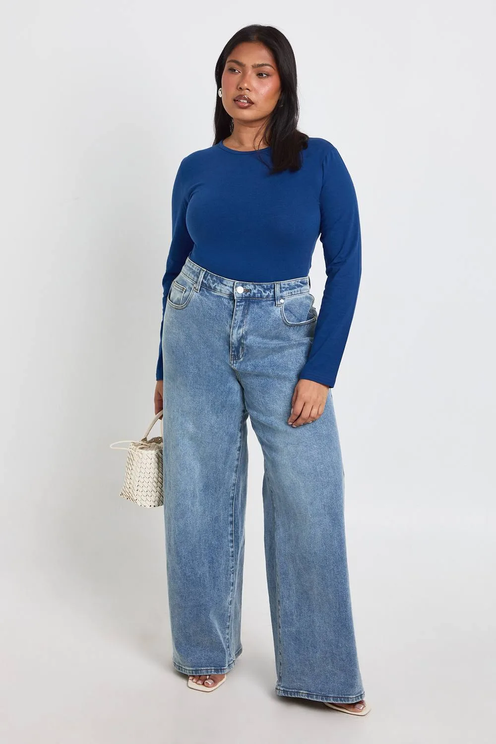 Basic Long Sleeve Crew Neck Bodysuit by boohoo