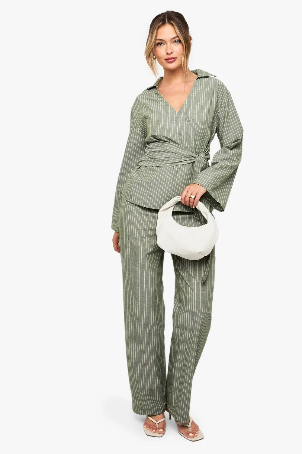 Striped Straight Leg Trouser by boohoo