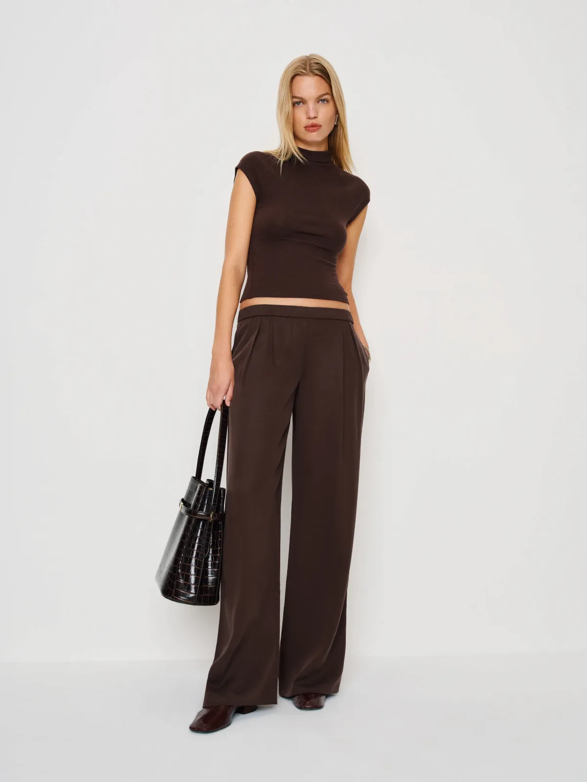 Marion Low Rise Pant by Reformation