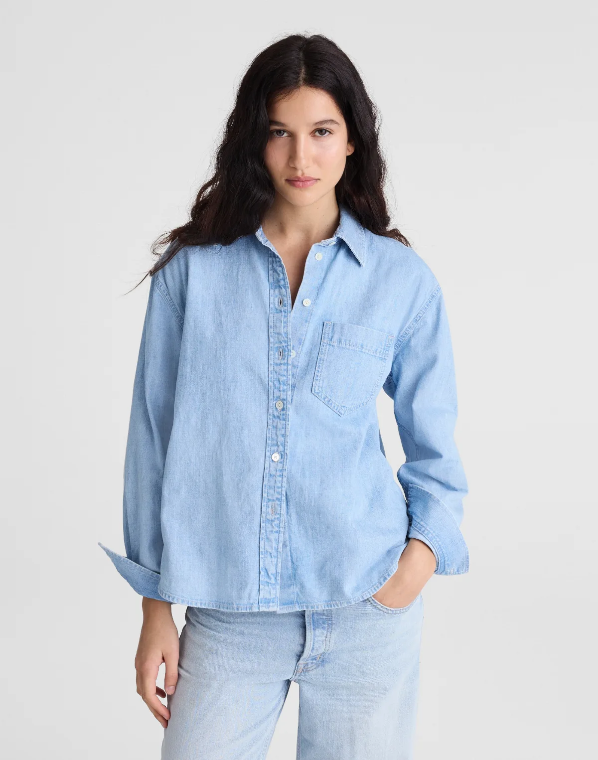 The Denim Easy Shirt in Laguna Wash by MW