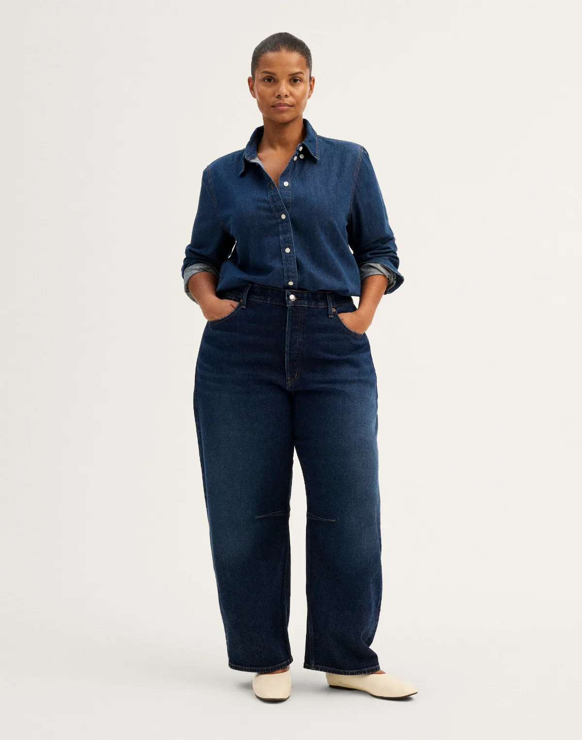 The Darted Barrel-Leg Jean by MW