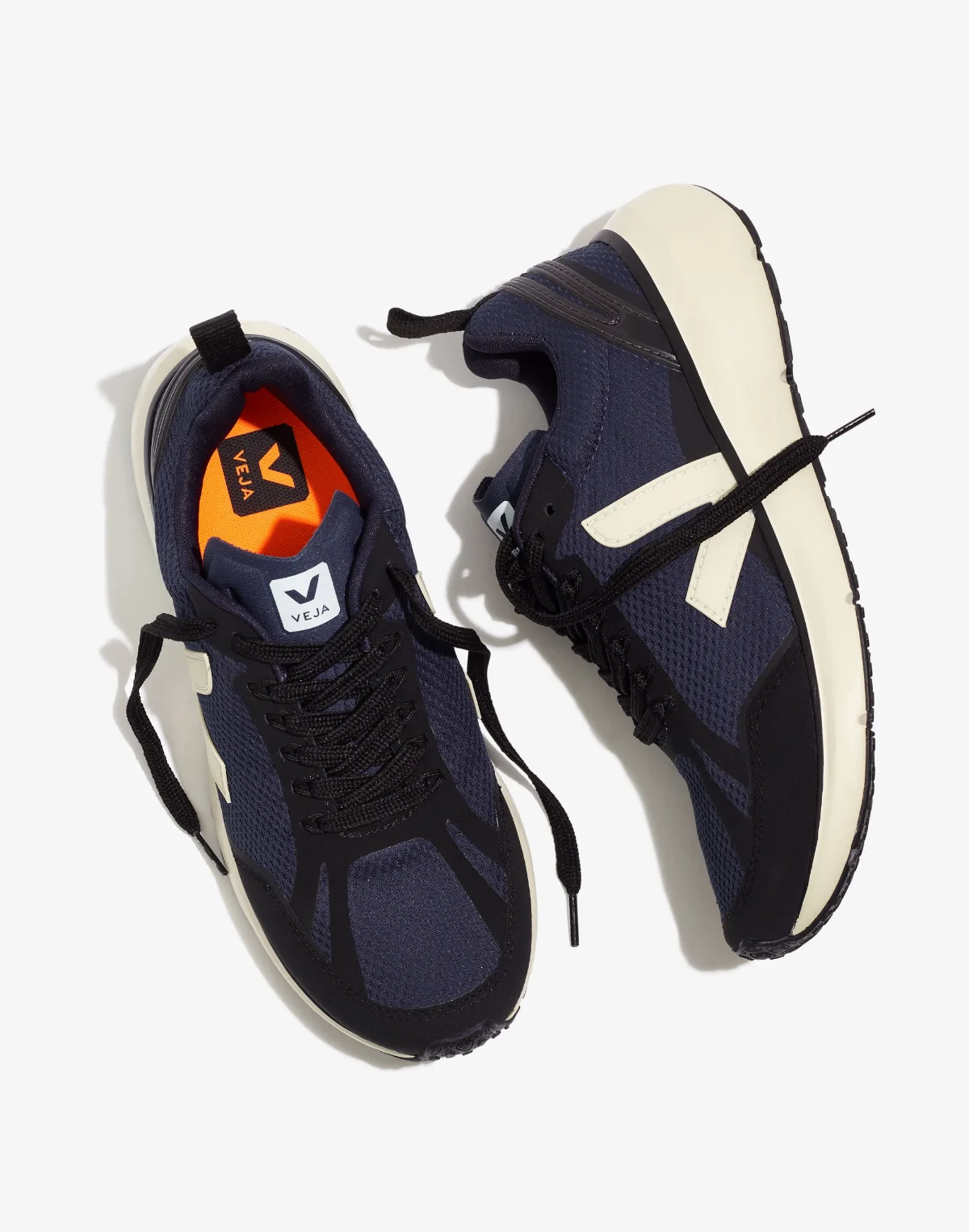 Veja™ Condor 2 Sneakers by MW
