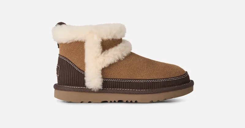 Classic Mini II Heritage Sheepskin by UGG