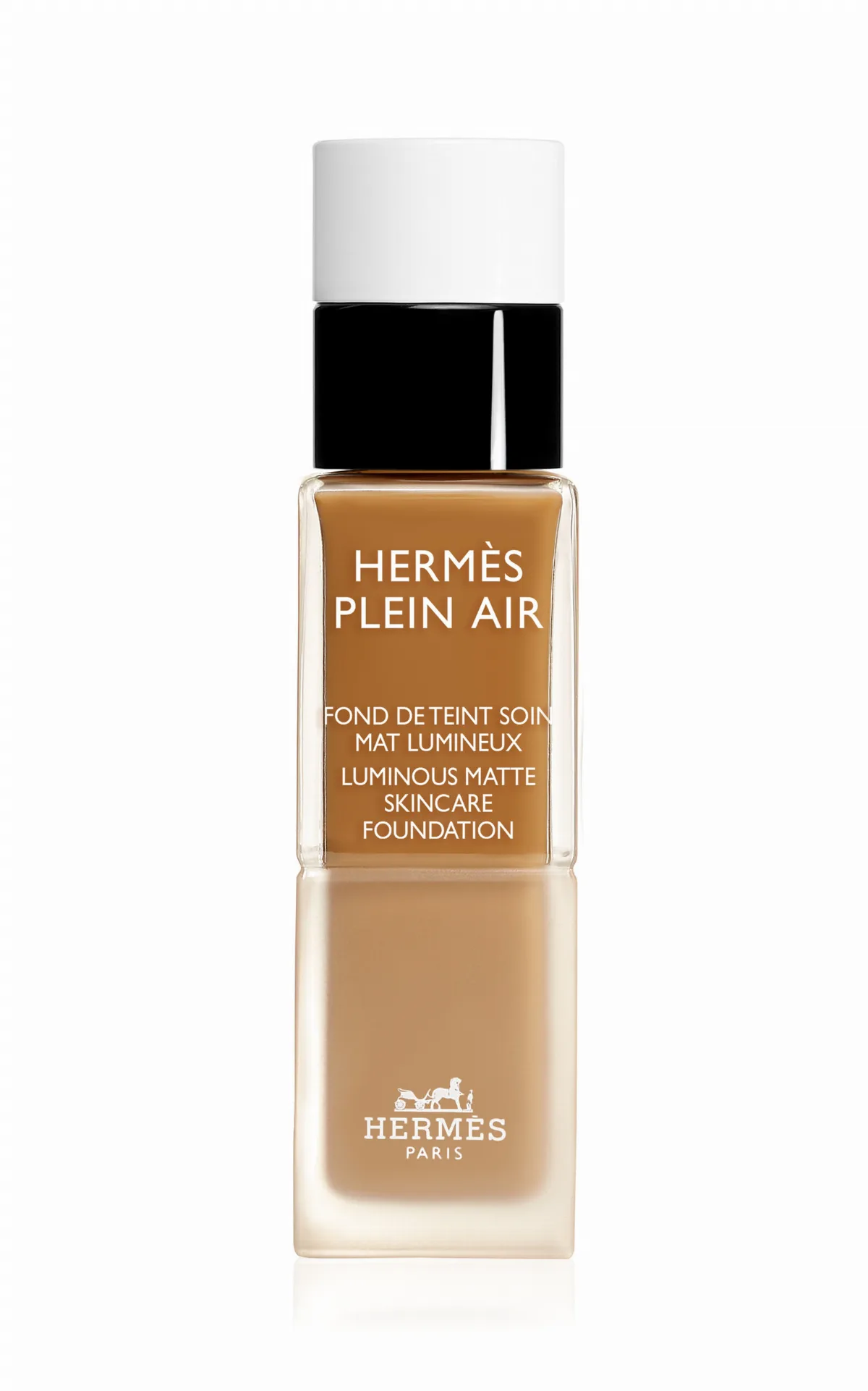 Hermès Plein Air; Luminous Matte Skincare Foundation - 67N Caramel by Hermès Beauty