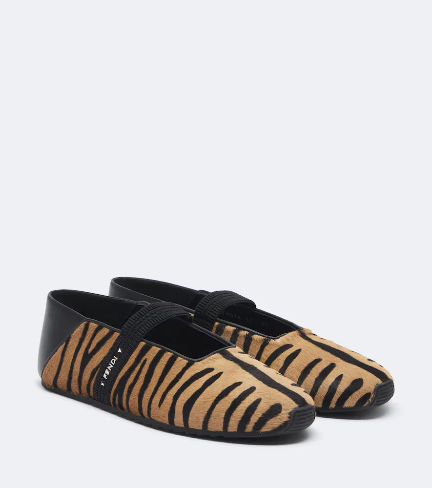 Ballerines Mary Jane En Cuir Façon Poulain by Fendi
