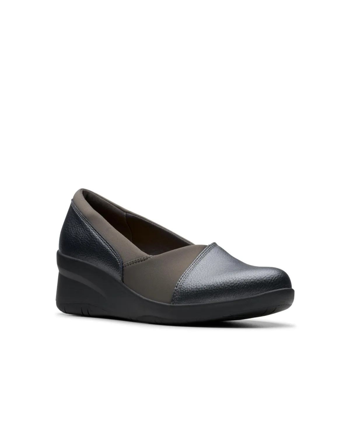 Collection Suttyn Walk Shoes by Clarks