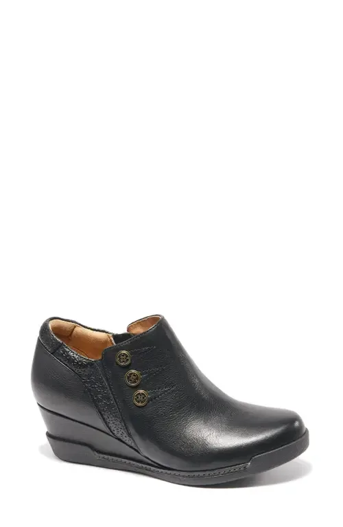 Devina Wedge Bootie by Hälsa Footwear