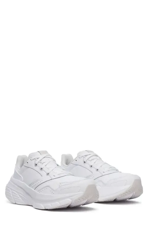 Guide Metro Sneaker by Saucony