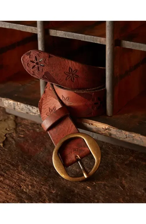Tara Leather Belt by Fortela