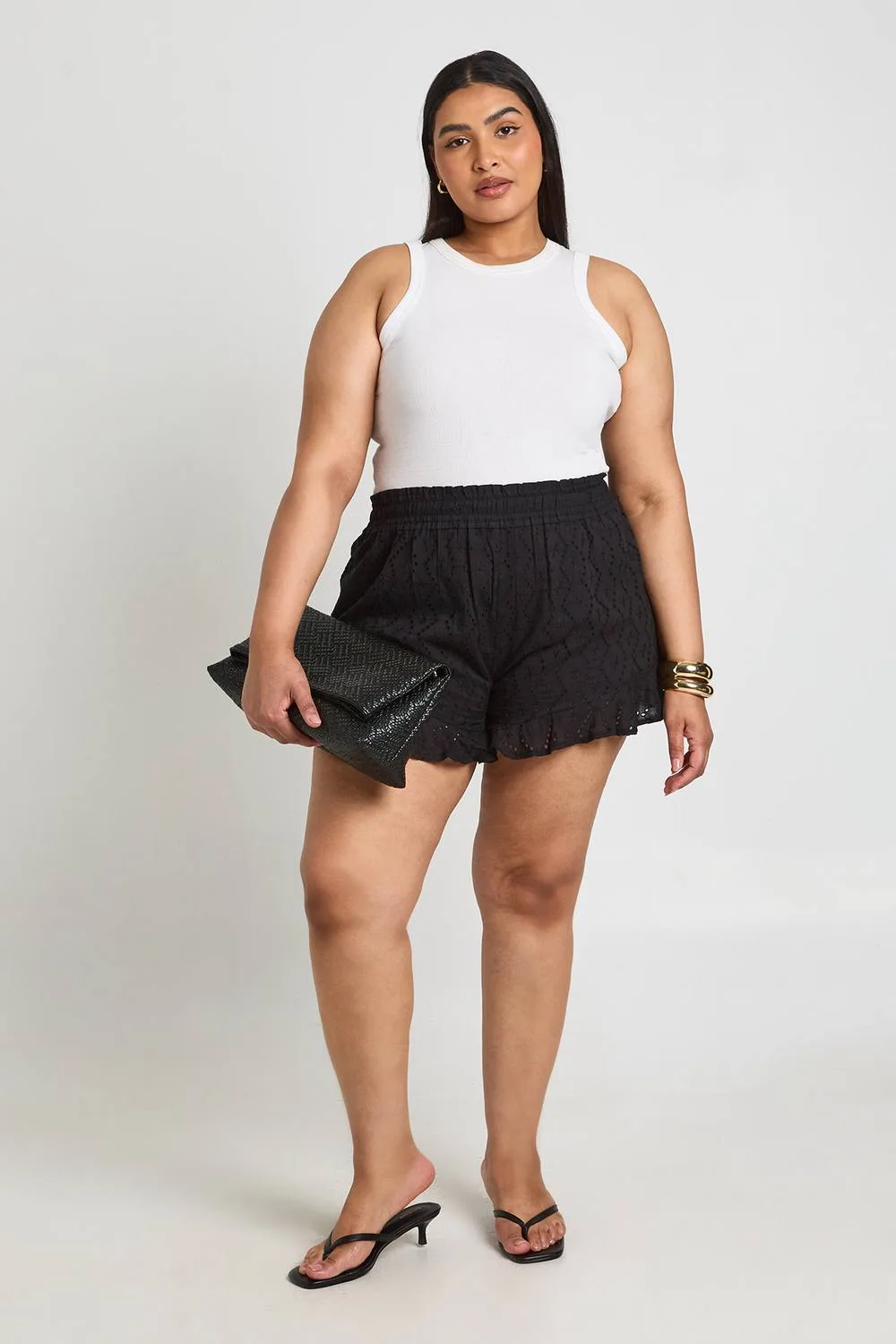 Broiderie Elasticated Waist Flippy Short by boohoo