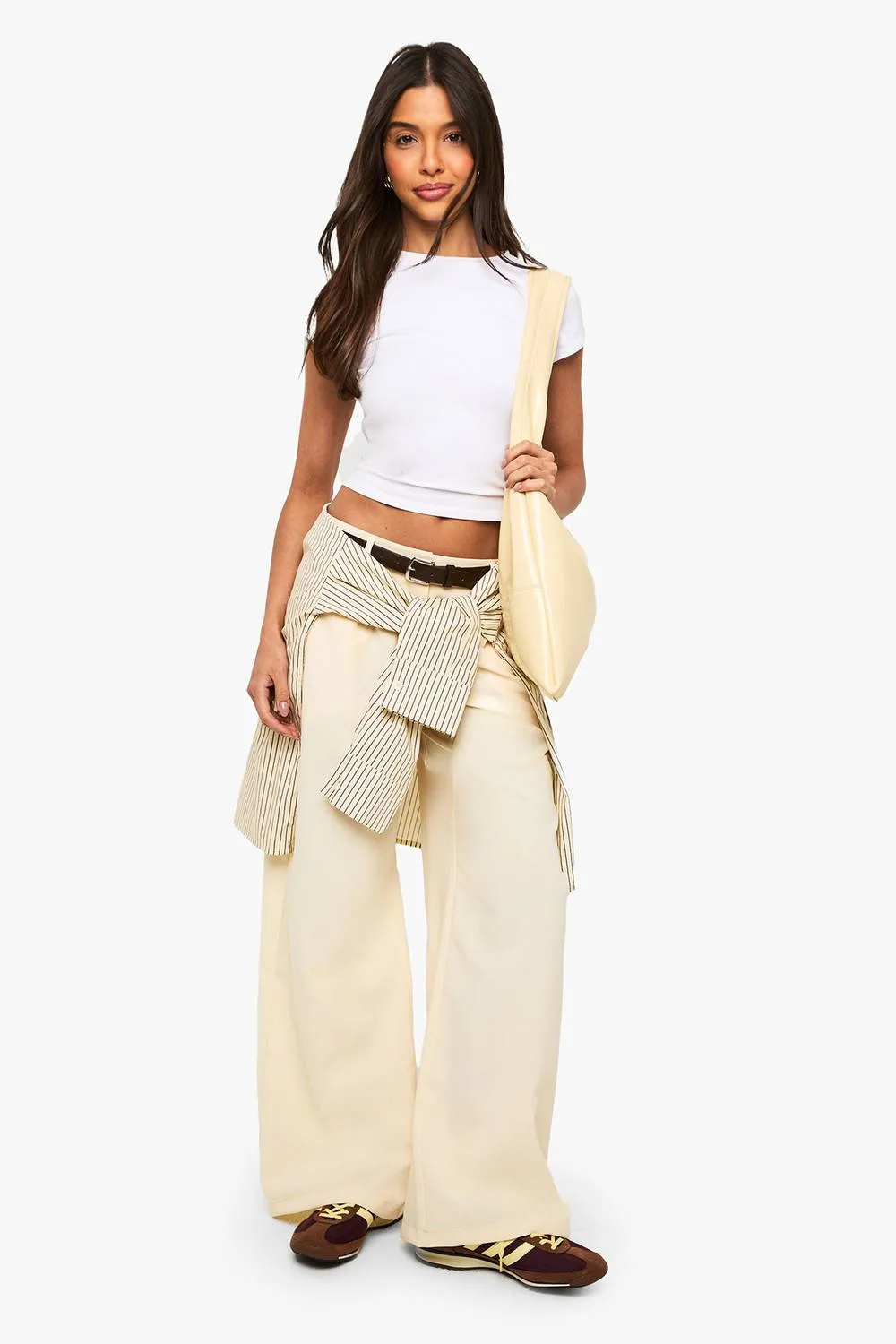Low Rise Wide Leg Trousers by boohoo