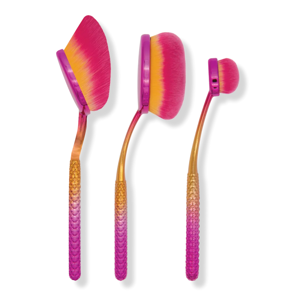 Get the Glow Makeup Brush Kit by MODA