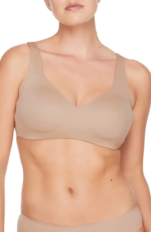 ComfortStretch Wireless Smoothing Bra