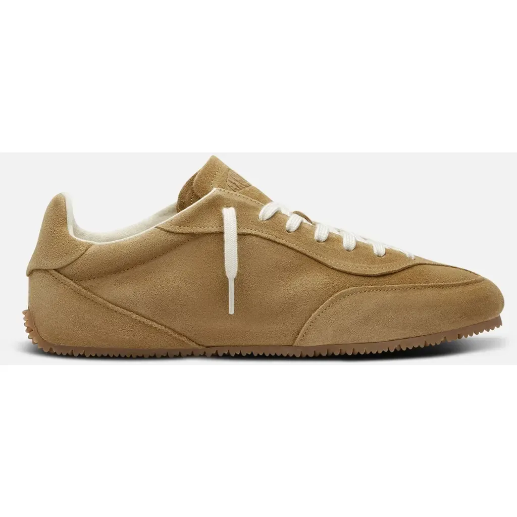 Daze Suede Runner by Axel Arigato