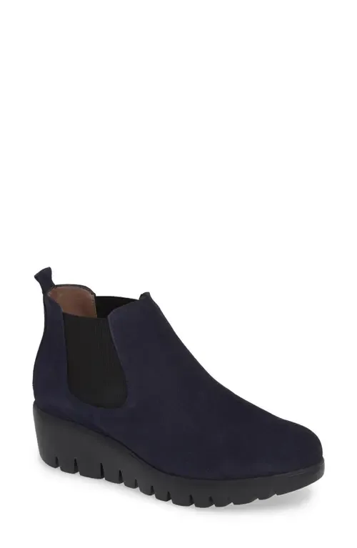 Slip-On Chelsea Boot in Navy Suede by Wonders