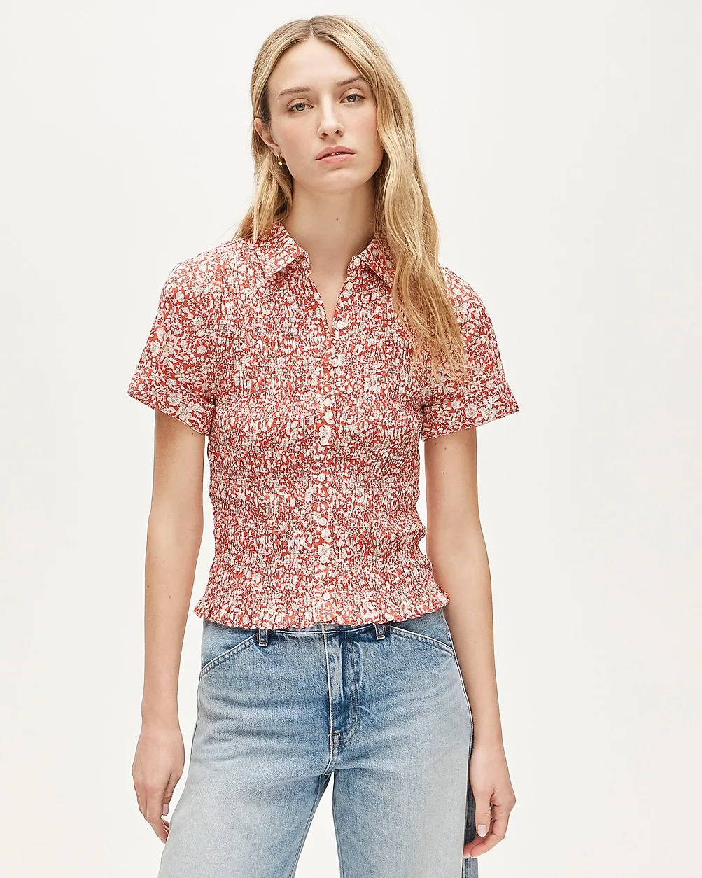 Smocked Button-Up Short-Sleeve Shirt in Floral Print