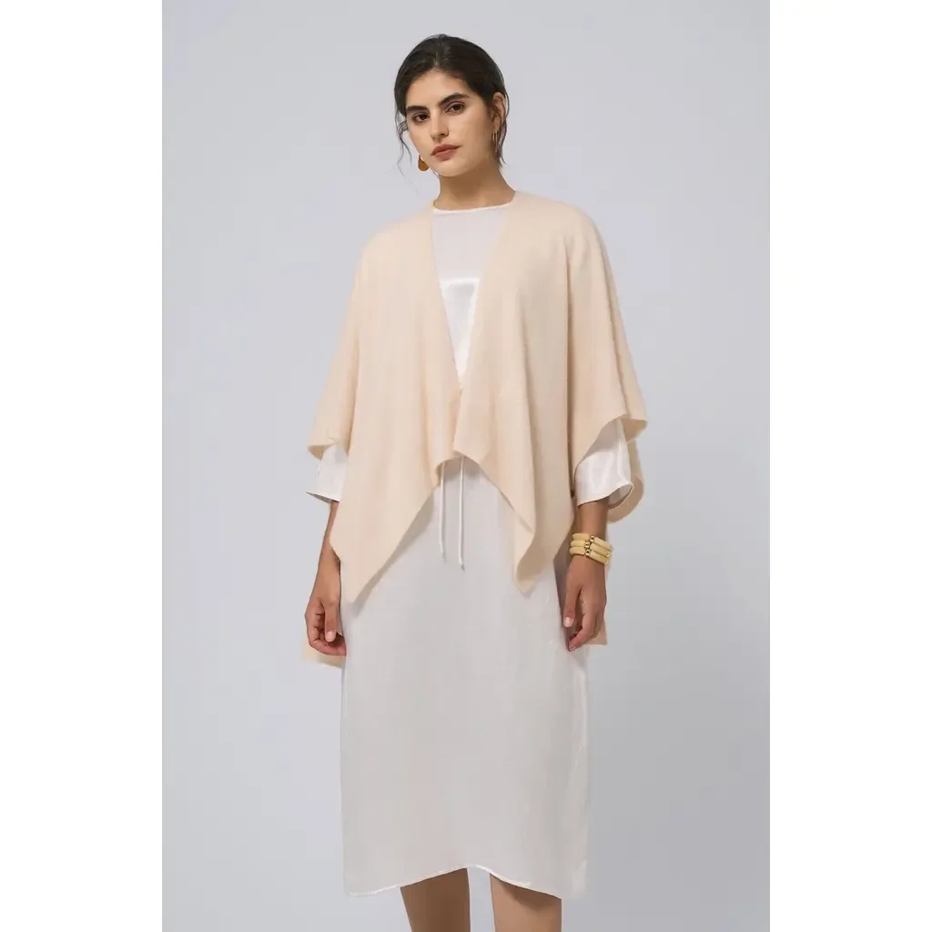 Aven 3/4 Sleeve Raglan Dress by JUANA