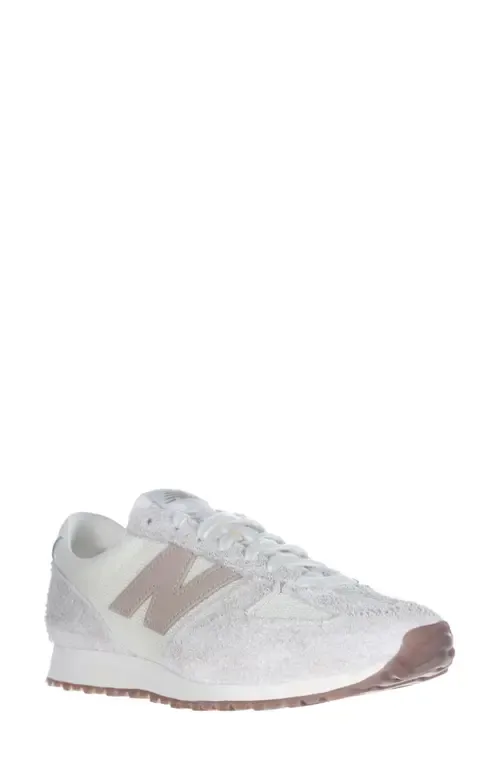 471 Sneaker by New Balance