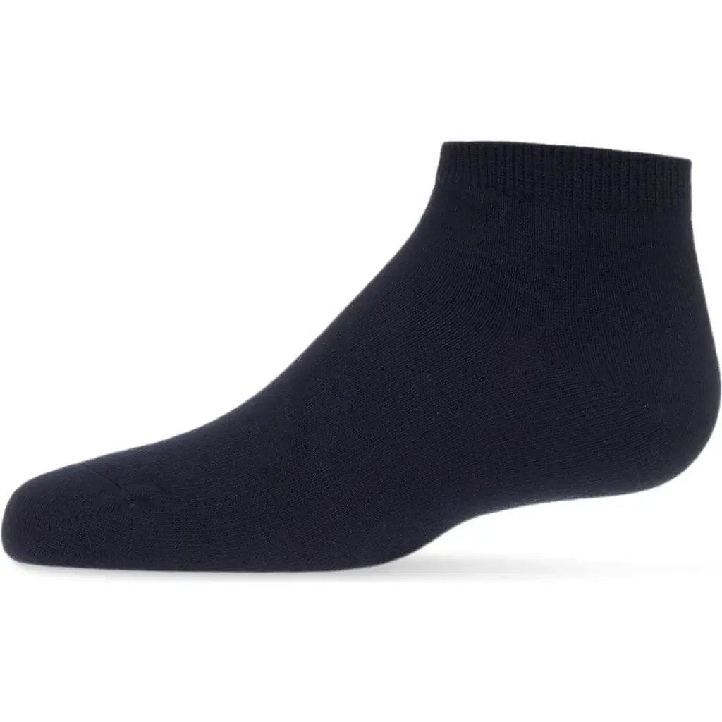 Basic Silky-Soft Gauge Ankle Sock by MeMoi