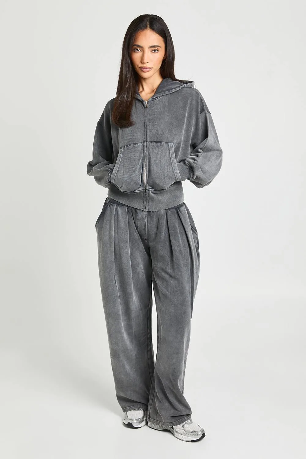 Mid Rise Pleated Wide Leg Jogger Pants by boohoo