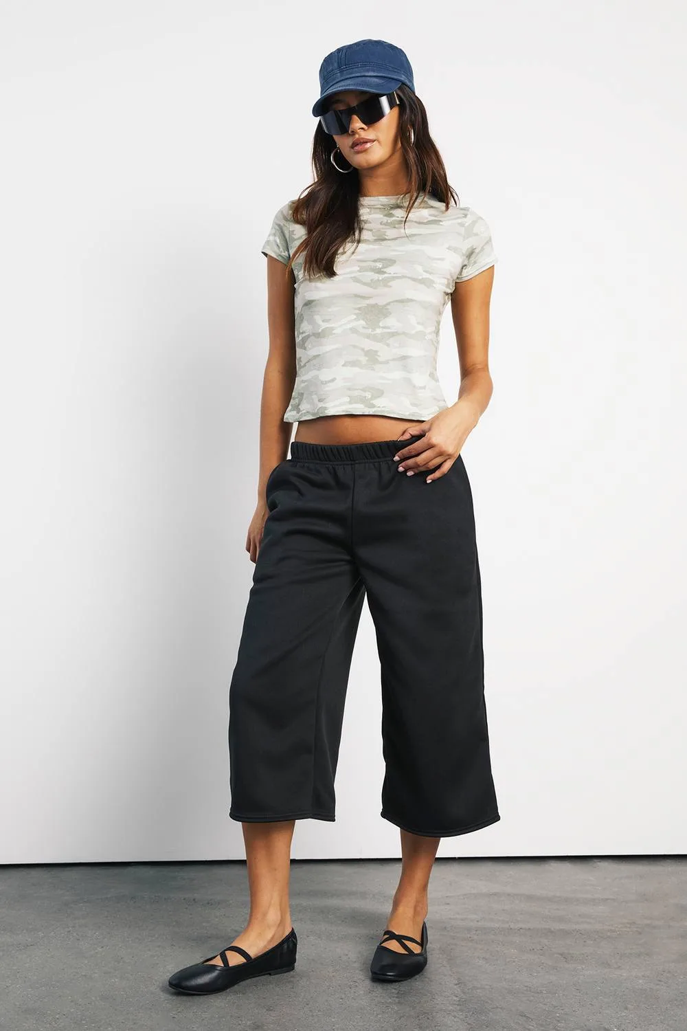 3/4 Longline Jogger Jorts by boohoo