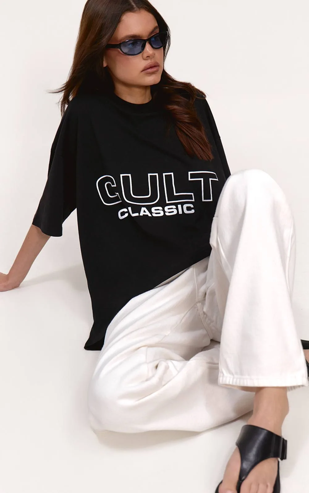 Oversized Cult Classic Logo T-Shirt by PrettyLittleThing
