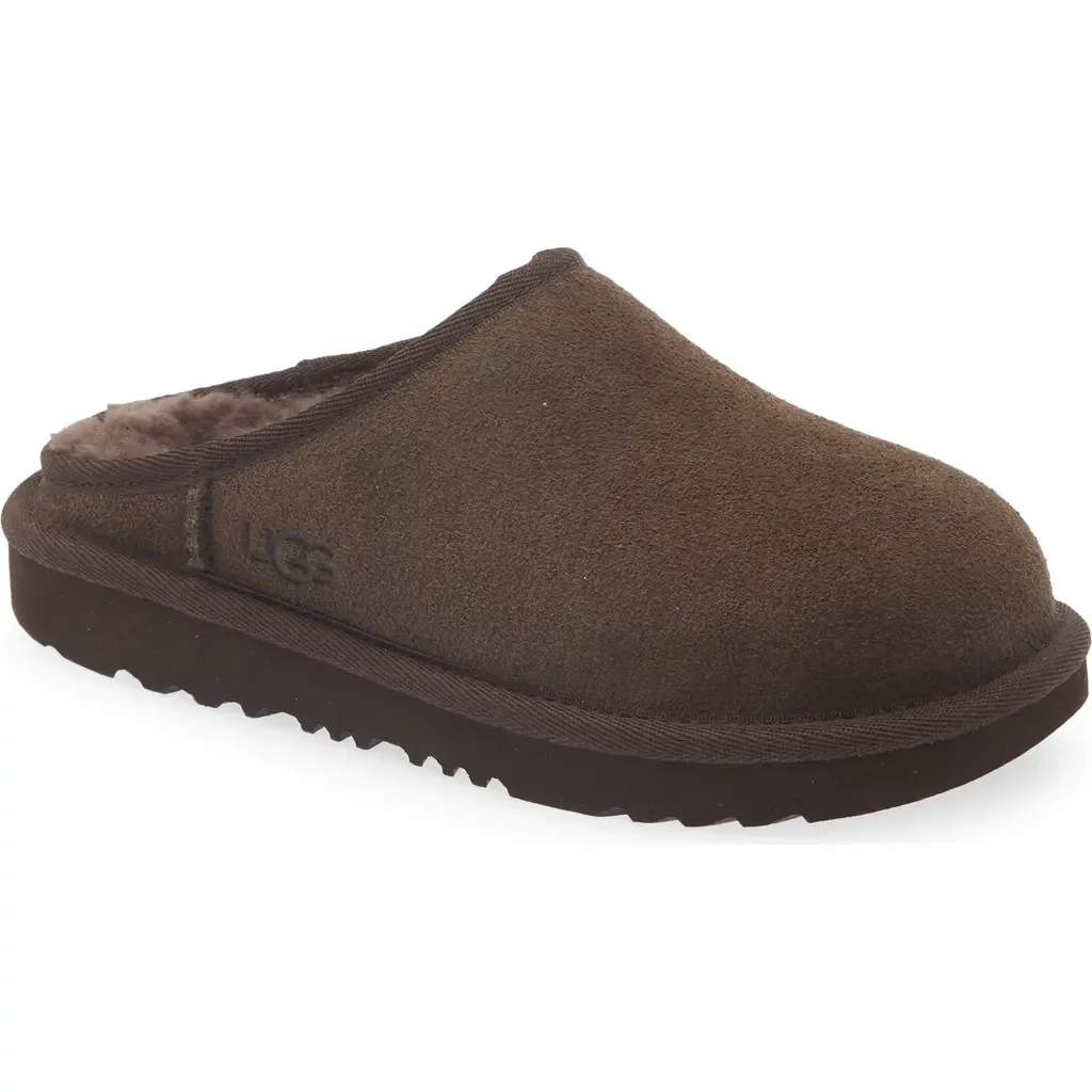 Classic Slip-On by UGG(r)