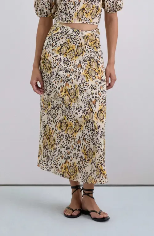 Anyyelpu Skirt by Scalpers