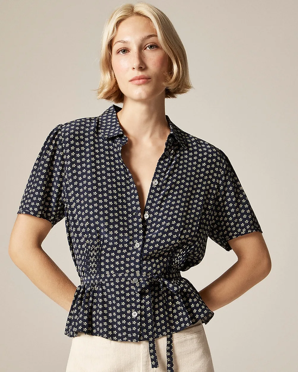 Button-Up Tie-Waist Shirt in Floral Print