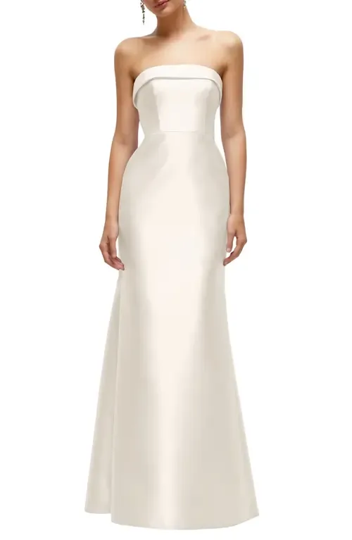 Strapless Satin Trumpet Gown by Alfred Sung