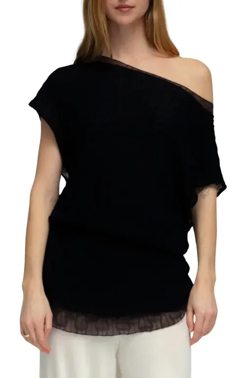 Beatriz Off the Shoulder Tunic by Find Me Now