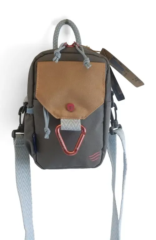 (r)evolution Daily Crossbody by United By Blue