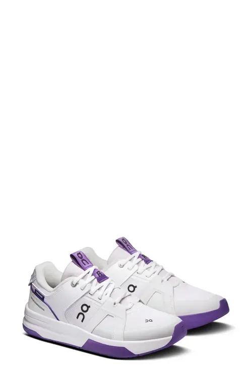 The ROGER Clubhouse Pro 2 Tennis Shoe