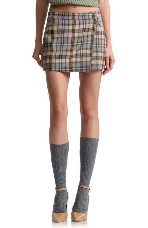 Safety Pin Plaid Mini Skort by Avec Les Filles