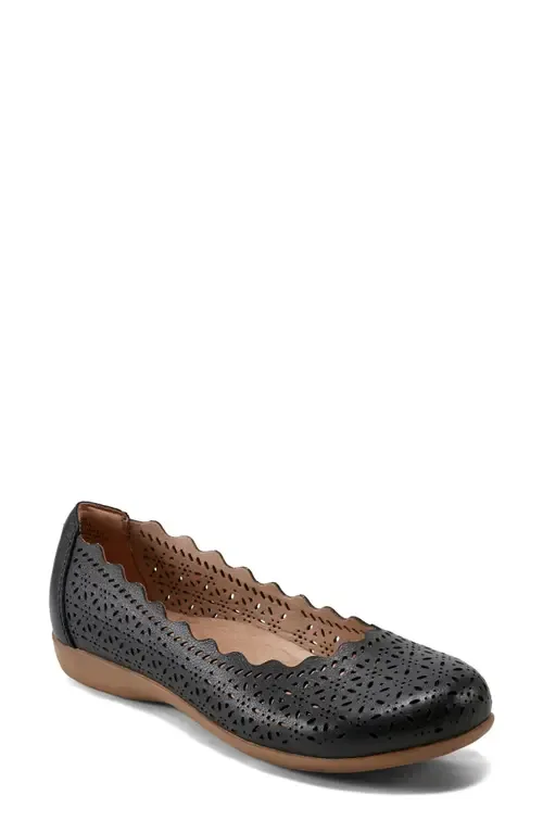Bria Flat by Earth®
