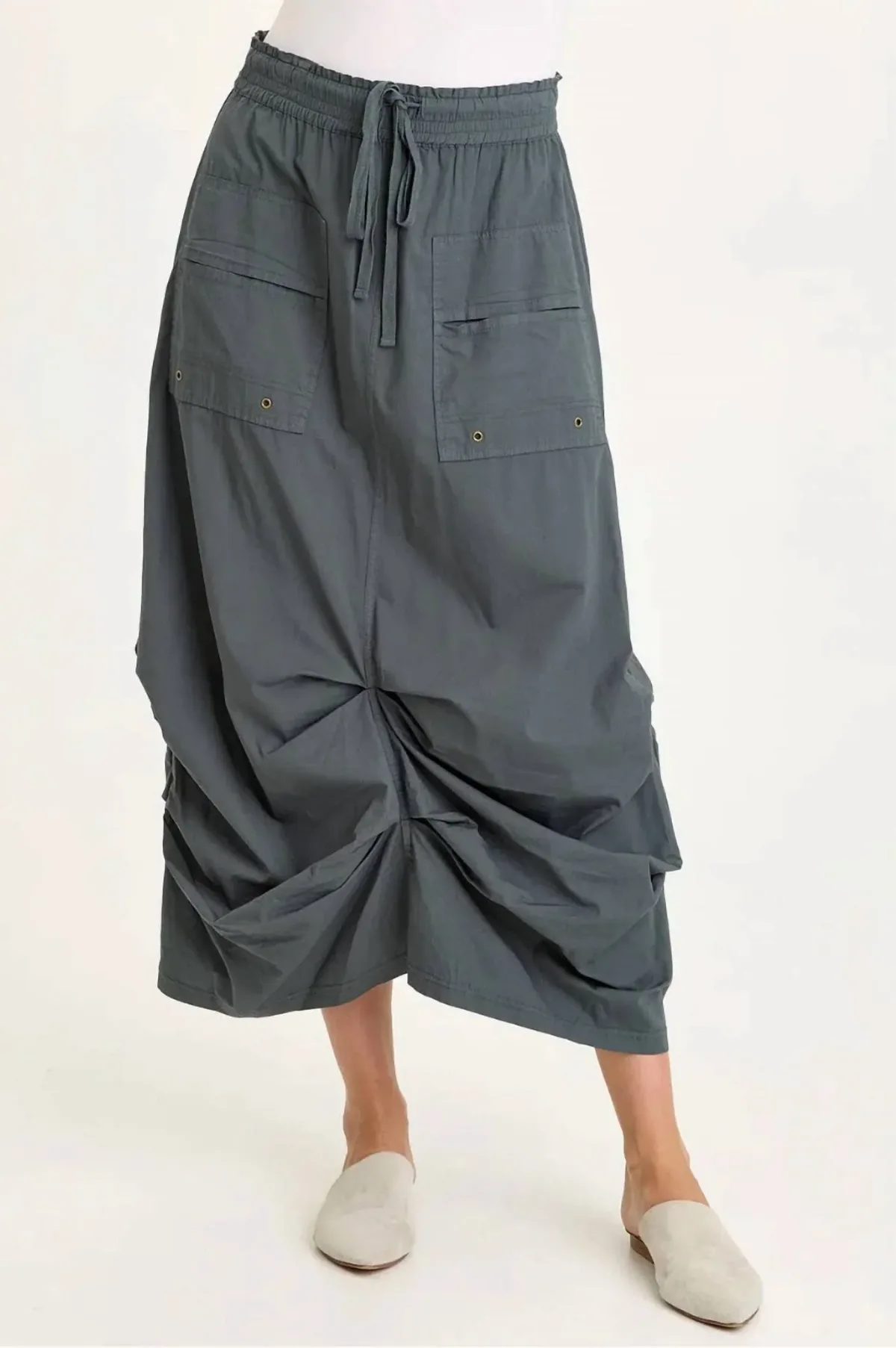 Hedvig Poplin Pleated Skirt in Hawthorn Leaf by XCVI
