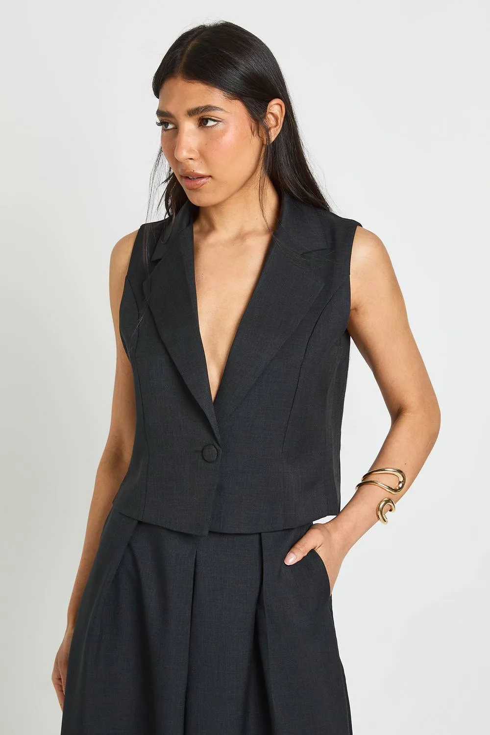 Linen Look Tailored Cropped Waistcoat by boohoo