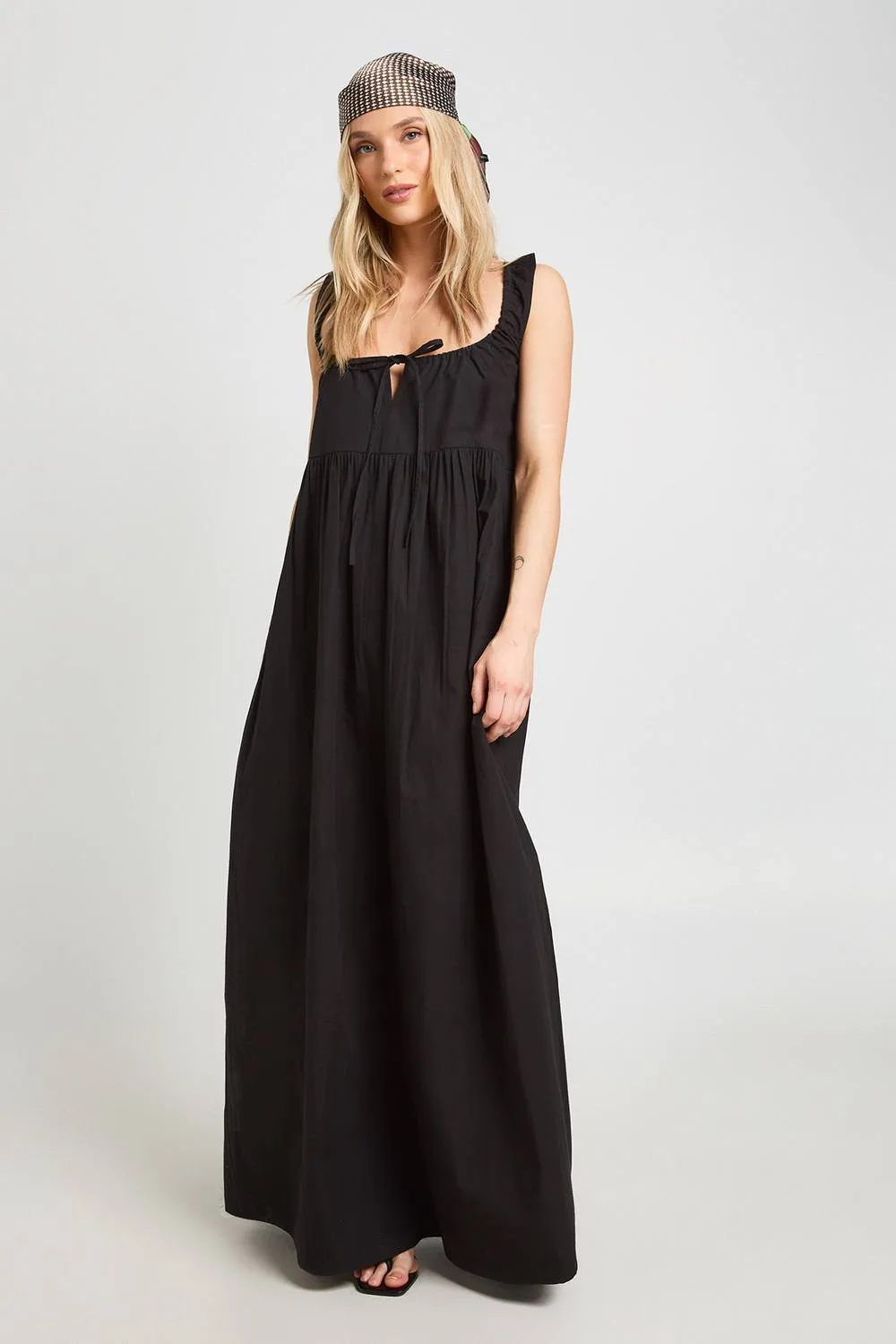 Tie Front Detail Maxi Smock Dress by boohoo