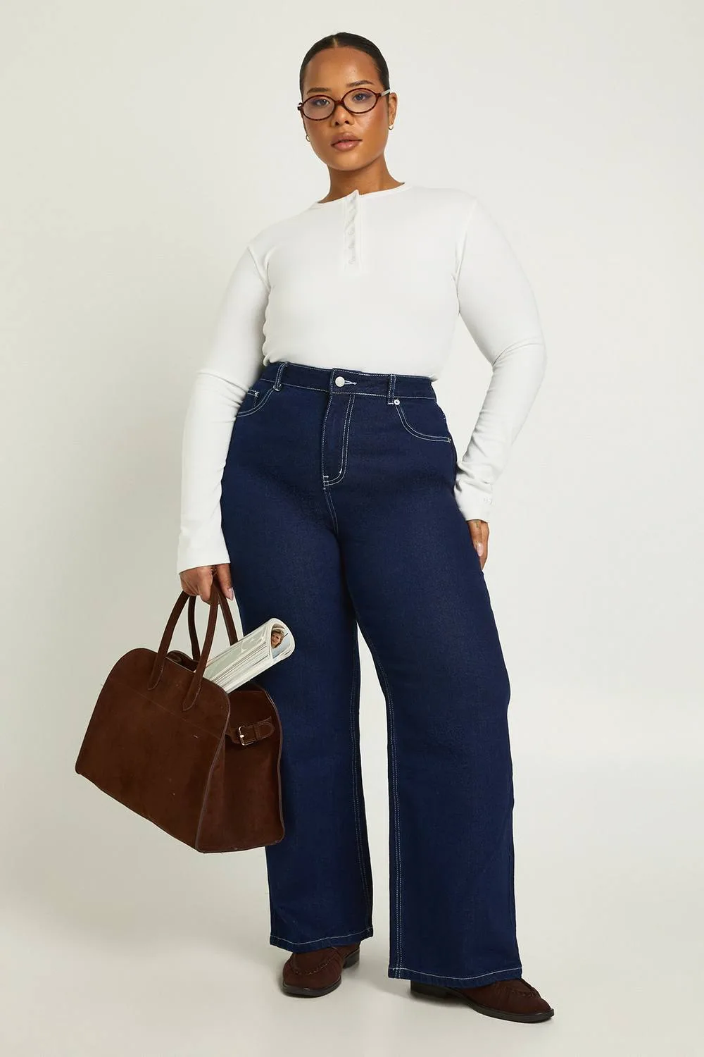 The Plus High Waist Straight Leg Jean by boohoo