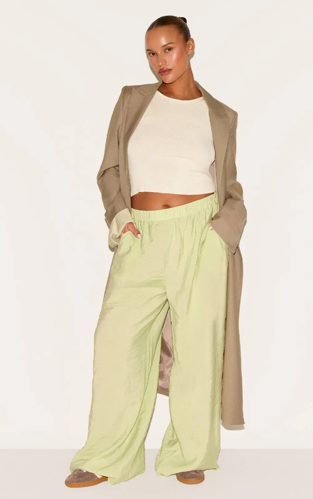 Peached Woven Elasticated Waist Straight Leg Trousers by PrettyLittleThing