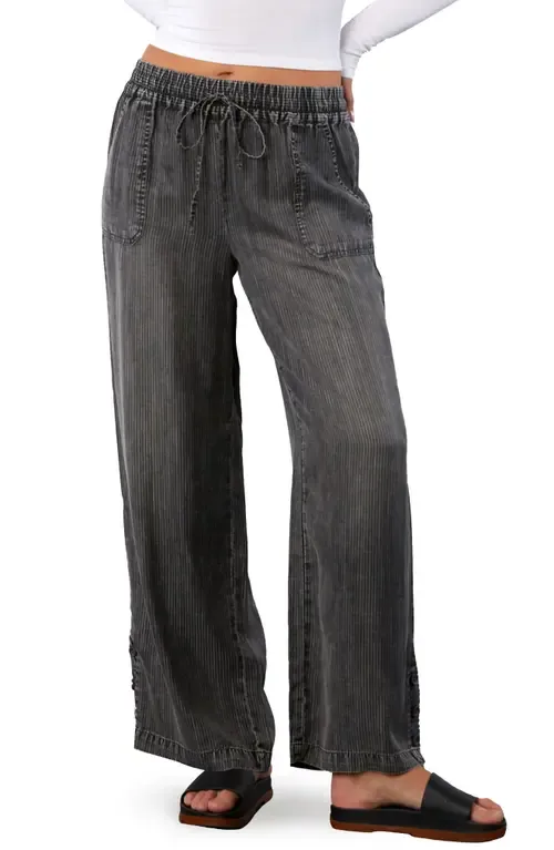 Hero High Waist Wide Leg Pants by Billy T