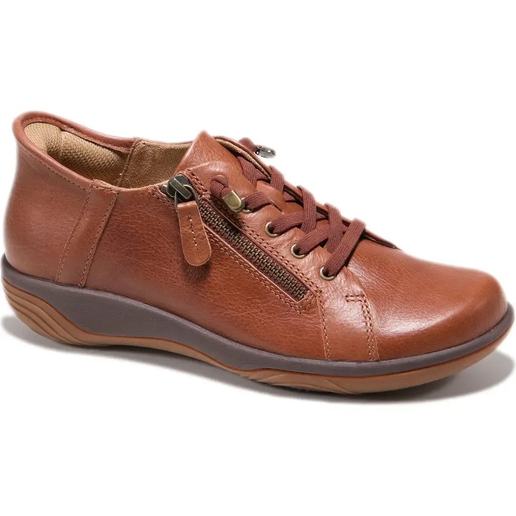 Alma Sneaker by Hälsa Footwear