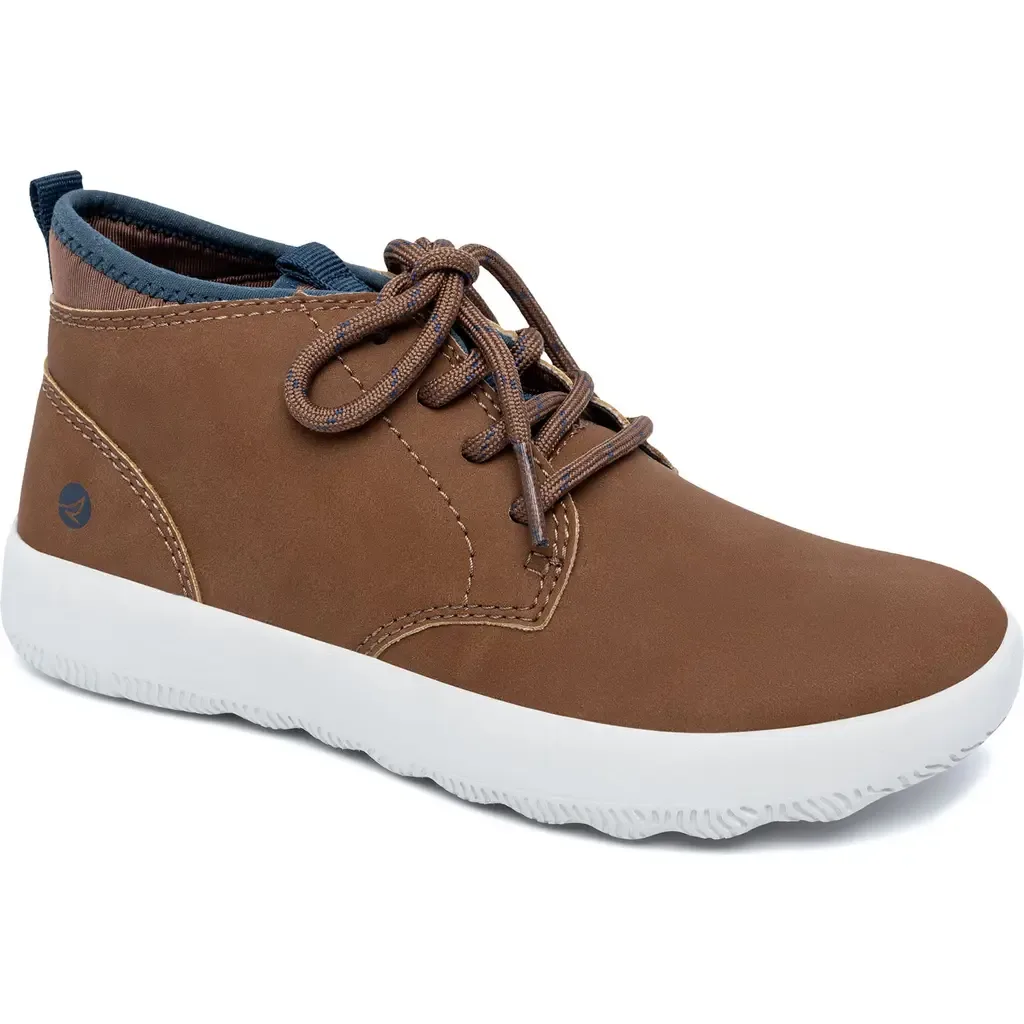 Coastal Break Chukka by Sperry