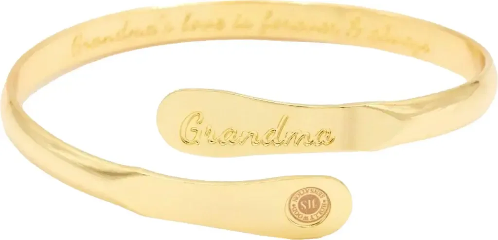 Grandma Bracelet Engraved by DLORIA